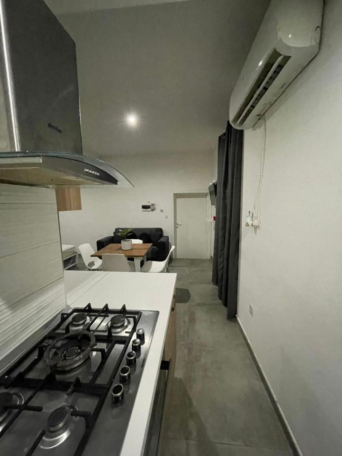 Malta Suites Senglea Bagian luar foto