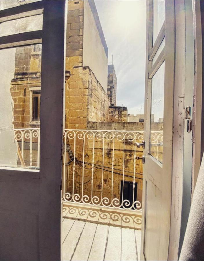 Malta Suites Senglea Bagian luar foto