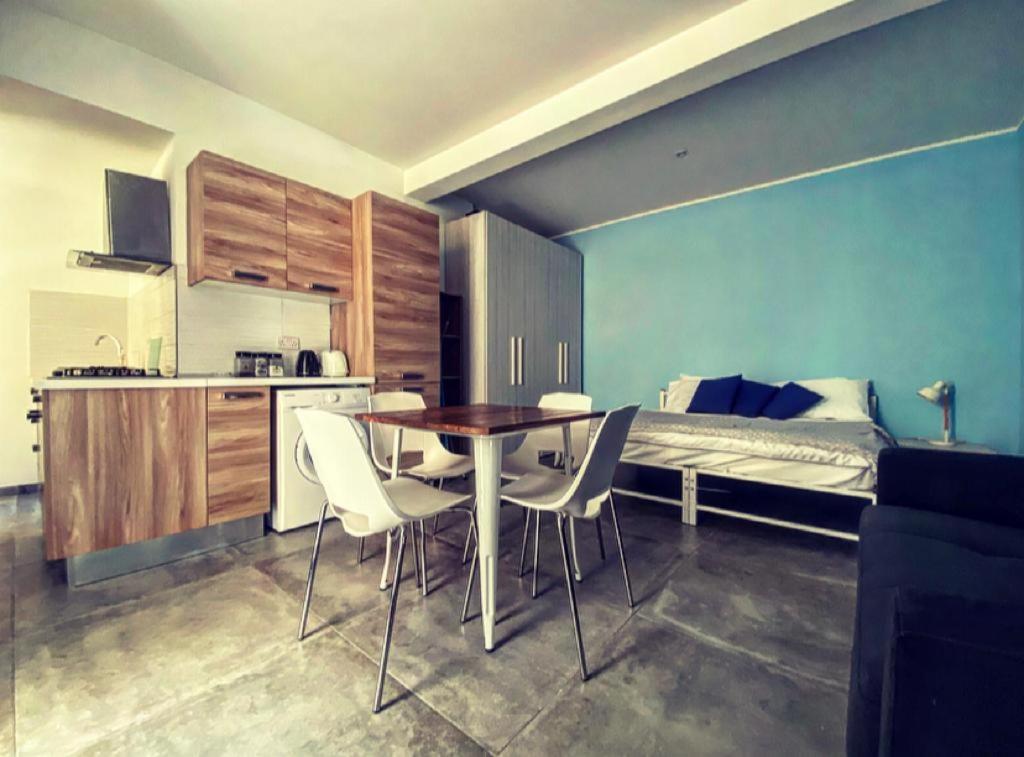 Malta Suites Senglea Bagian luar foto
